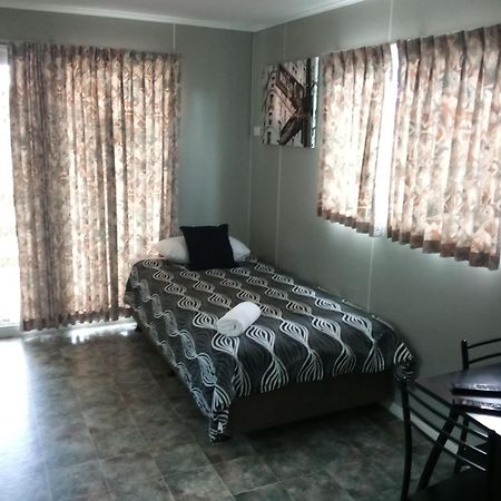 Bushchooks Travellers Village Bororen Bilik gambar