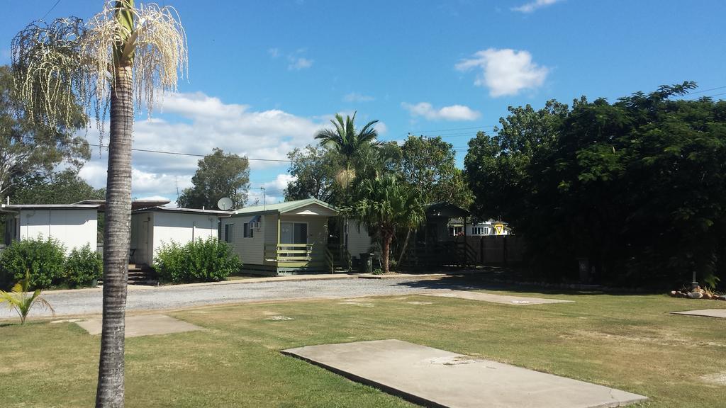 Bushchooks Travellers Village Bororen Luaran gambar